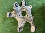 Кулак задний правый Tesla Model 3 1044416-00-F