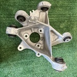 Кулак задний левый Tesla Model Y 1188411-00-F